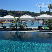 The X Belek
